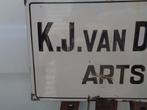 K.J.Vandeen Arts - Emaille plaat - Emaille
