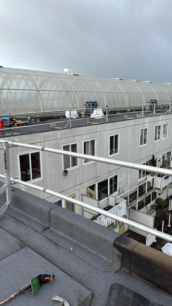 Dakdekker Zuid-Holland | Dak Onderhoud, Diensten en Vakmensen, Dakdekkers en Rietdekkers, Bitumineus, Kunststof, Pannen, Riet