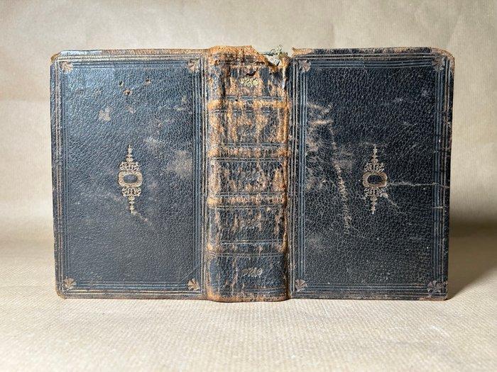 Joannes S.J. Bourghesius - [Jean Bourgeois] / Boetius, Antiek en Kunst, Antiek | Boeken en Bijbels