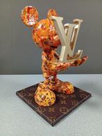 Brother X - Louis Vuitton x Mickey Mouse : I give you Louis, Antiek en Kunst