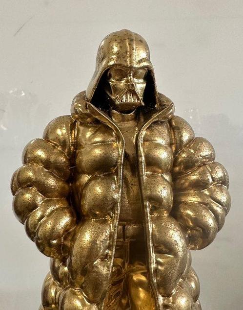 Daluxe Art - 1999 • Golden Darth Vader – Puffer Jacket Pop, Antiek en Kunst, Kunst | Designobjecten