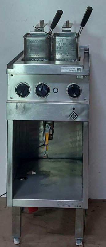 Occasion MKN pastakoker met 2 vierkante mandjes, Zakelijke goederen, Horeca | Keukenapparatuur, Gebruikt, Ophalen