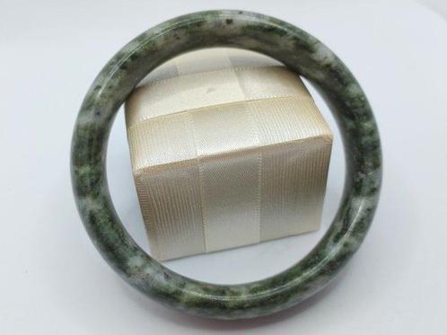 Jade armband - Hoogte: 1.3 cm - Breedte: 0.9 cm- 60 g - (1), Verzamelen, Mineralen en Fossielen