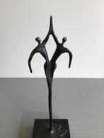 Corry Ammerlaan - sculptuur, “ Together “ - 18 cm - alloy