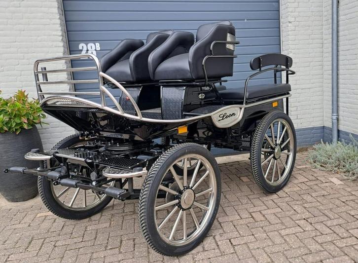 Leon ll easy-step menwagen koets rijtuig recreatiewagen, Dieren en Toebehoren, Rijtuigen en Koetsen, Overige typen, Nieuw, Paard