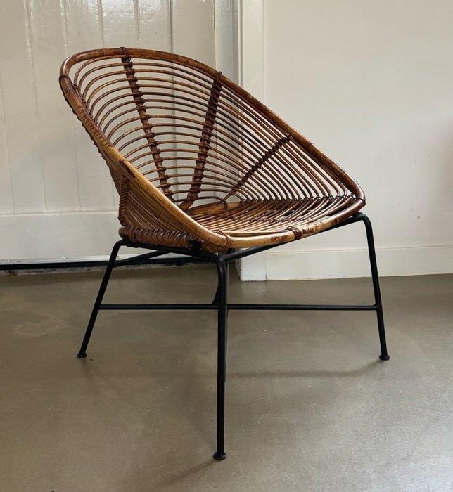 Stoel - wicker, bamboo, iron - Een rotanstoel in mid-century, Antiek en Kunst, Curiosa en Brocante