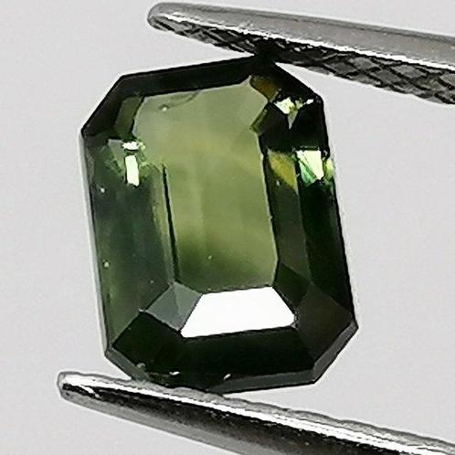Groen Saffier - 0.97 ct - Instituto Gemólogico Español (IGE), Sieraden, Tassen en Uiterlijk, Edelstenen