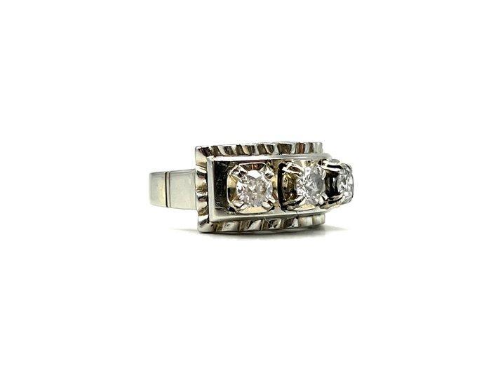 Ring - 18 karaat Witgoud - 0.60ct. tw. Diamant (Natuurlijk), Sieraden, Tassen en Uiterlijk, Ringen