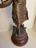 Geo Maxim - sculptuur, Faneuse - 59 cm - Zinklegering, Antiek en Kunst, Antiek | Keramiek en Aardewerk
