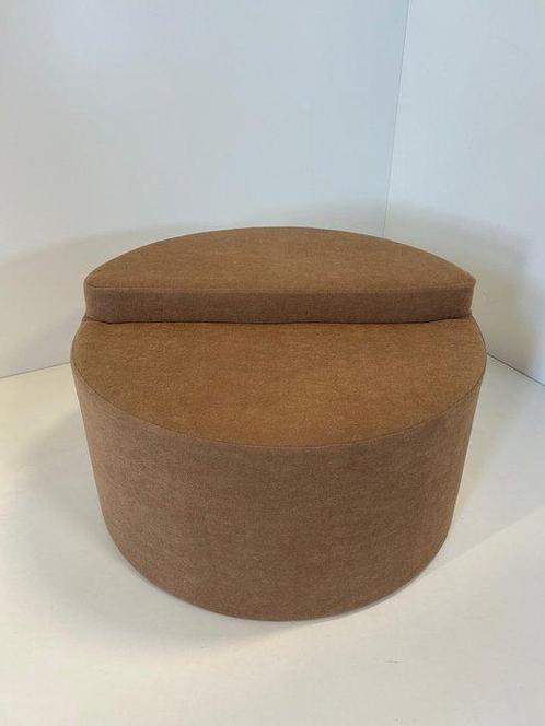 Borbonese casa by Matteo Grassi - Lorena DIlio - Poef -, Antiek en Kunst, Antiek | Meubels | Stoelen en Banken