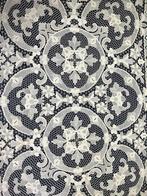 Prachtig Burano kanten tafelkleed, prachtig handwerk. 2,80 x