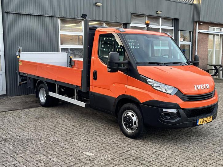Iveco Daily 35C14 2.3 375, Auto's, Bestelauto's, Onderhoudsboekje, Lease, Overige kleuren, Handgeschakeld, Overige kleuren, Financial lease