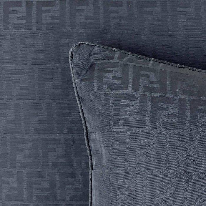 Fendi Casa Nieuwe set van twee - Kussen, Antiek en Kunst, Antiek | Kleden en Textiel