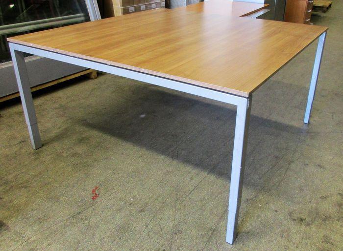 Tafel, Bureautafel 160cm, Zakelijke goederen, Kantoor en Winkelinrichting | Kantoormeubilair en Inrichting, Gebruikt