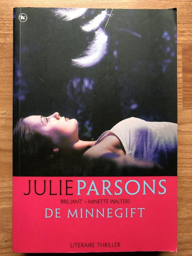 De minnegift - Julie Parsons 9789044311266 Julie Parsons, Boeken, Hobby en Vrije tijd, Gelezen, Verzenden