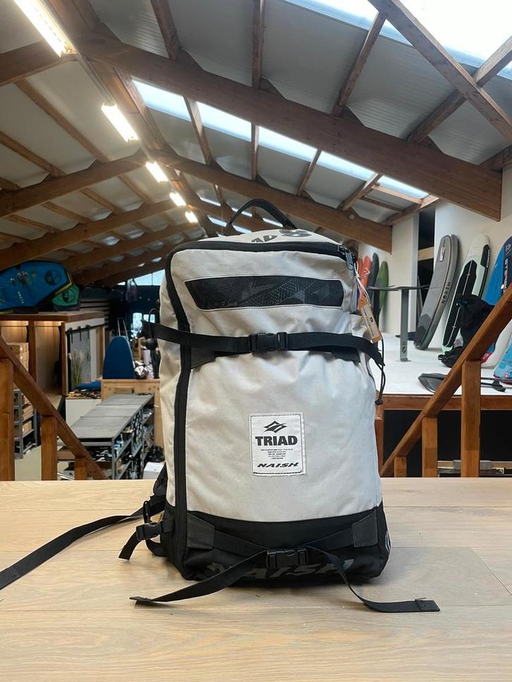 Triad S26 - 8m - 8, Watersport en Boten, Kitesurfen, Ophalen of Verzenden