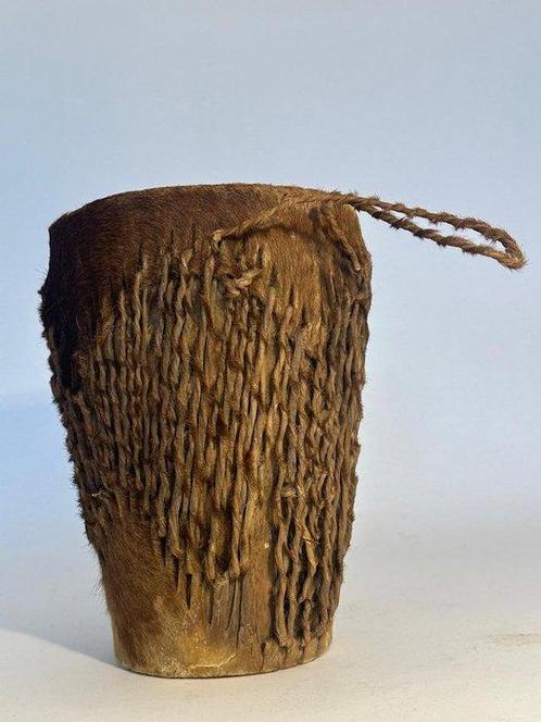 KLEINE CENTRALE AFRIKAANSE DRUM (Zonder Minimumprijs), Antiek en Kunst, Kunst | Niet-Westerse kunst