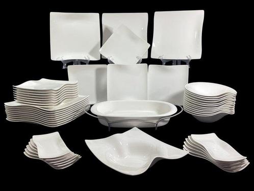 Villeroy & Boch - Tafelservies voor 12 (50) - Cera-model -, Antiek en Kunst, Antiek | Meubels | Tafels
