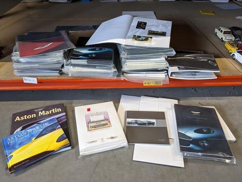 Partij Naslagwerken, documentatie Aston Martin, Verzamelen, Automerken, Motoren en Formule 1