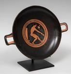Oud-Grieks Keramische superb kylix met een atleet -