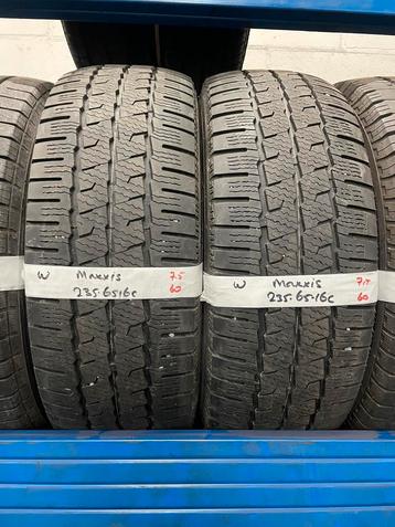 235-65-16C Maxxis Winterbanden 7.5mm BUSBANDEN 235 65 16 C beschikbaar voor biedingen