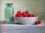 Hans Habraken (1946) - Schaaltje met kersen en oud flesje, Antiek en Kunst, Kunst | Schilderijen | Klassiek
