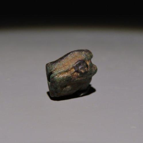 Oud-Egyptisch Faience Udjat Amulet. Late Periode, 664 - 332, Verzamelen, Mineralen en Fossielen