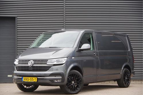 Volkswagen Transporter 2.0 TDI L2 BULLI, 150PK AUT. LED, ADA, Auto's, Bestelauto's, Dealer onderhouden, Lease, Grijs, Automaat