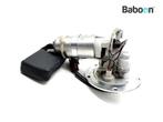 Benzinepomp Suzuki VZR 1800 / M 1800 (VZR1800 M1800), Motoren, Verzenden, Gebruikt