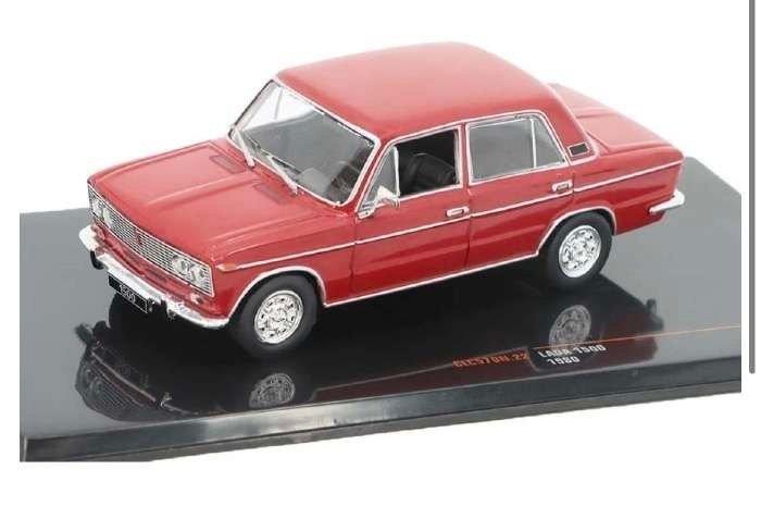IXO 1:43 - Modelauto - VAZ 2103 - Lada 1500, Hobby en Vrije tijd, Modelauto's | 1:5 tot 1:12