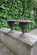 Jardinière (2) - Gietijzer, Antiek en Kunst, Curiosa en Brocante