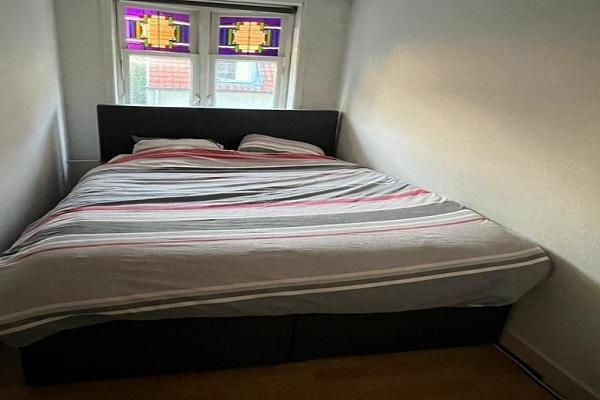 Kamer Van Dijckstraat in Tilburg, Huizen en Kamers, Kamers te huur, 20 tot 35 m², Tilburg