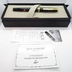 Platinum - Maki-e with goldfish and ripples design - 18K, Nieuw