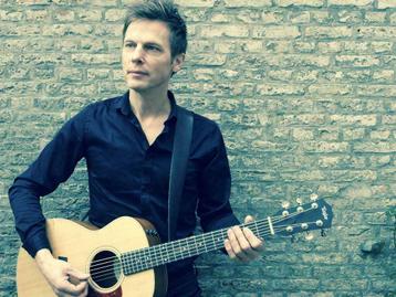 Zanger - gitarist met groot, afwisselend repertoire! beschikbaar voor biedingen