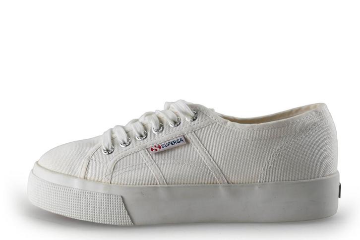 Superga Sneakers in maat 39 Wit, Kleding | Dames, Schoenen, Wit, Zo goed als nieuw, Sneakers of Gympen, Verzenden