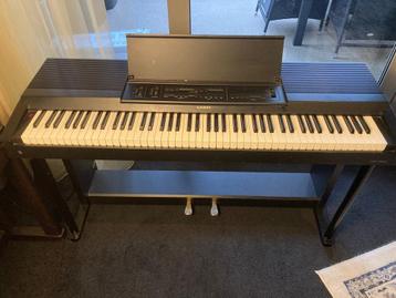 Casio CDP-3300  Digital Piano beschikbaar voor biedingen