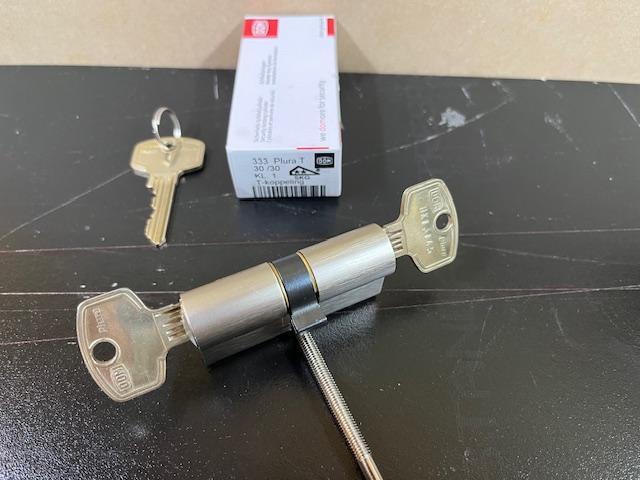 Dom Plura 333 Cilinders 30-30T SKG2 met Paniek functie NIEUW, Doe-het-zelf en Verbouw, Hang- en Sluitwerk, Slot, Nieuw, Overige materialen