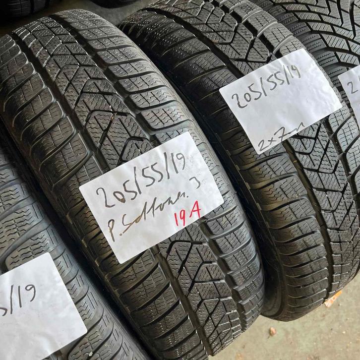 2 x Pirelli Sottozero 3 205-55-19 Winterbanden 7mm, Auto-onderdelen, Banden en Velgen, 19 inch, Winterbanden, 205 mm, Personenwagen