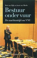 Bestuur Onder Vuur, Ophalen of Verzenden, Nieuw