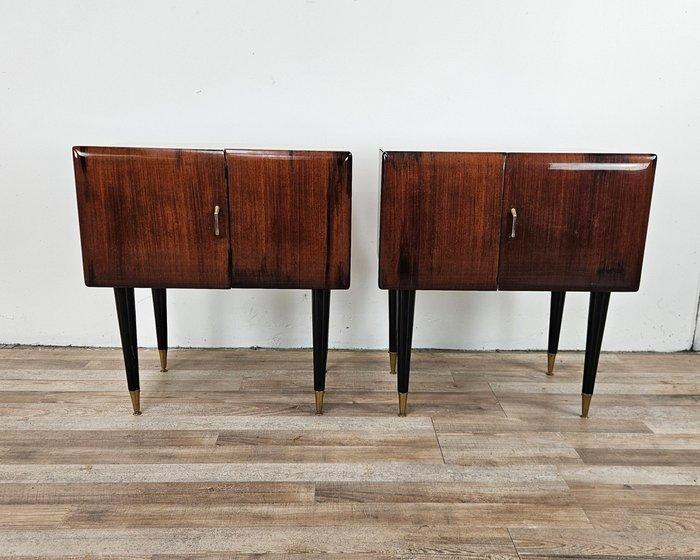 Nachtkastje - Mid-century nachtkastjes in mahoniehout en, Antiek en Kunst, Kunst | Designobjecten