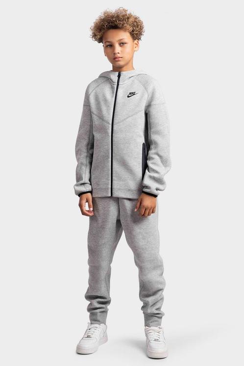 Nike Tech Fleece Trainingspak Kids Grijs, Kleding | Heren, Sportkleding, Algemeen, Grijs, Nieuw, Verzenden