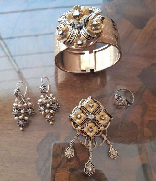 Parure - 18 karaat Geel goud, Volledige sieradenset met, Sieraden, Tassen en Uiterlijk, Antieke sieraden