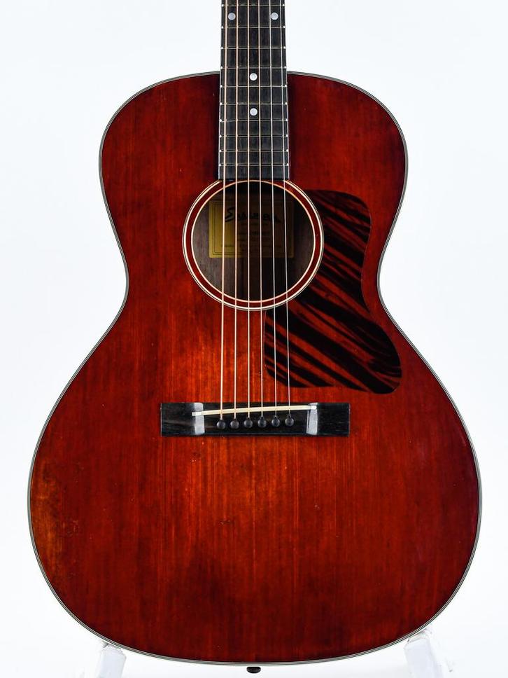 Eastman E10 OOSS/v Antique Classic Varnish (Western Gitaren), Muziek en Instrumenten, Snaarinstrumenten | Gitaren | Akoestisch