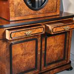 262 cm hoge Reusachtige Willem III vitrine in wortelnoten m, Antiek en Kunst, Antiek | Meubels | Kasten, Ophalen of Verzenden