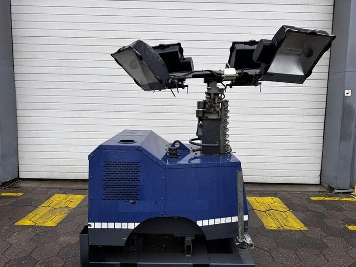 Mobiele lichtmast Sandhurst, TL90, blauw, bouwjaar 2006,, Doe-het-zelf en Verbouw, Bouwverlichting