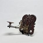 Kandelaar Art Nouveau wandlamp in messing en gesneden hout., Antiek en Kunst