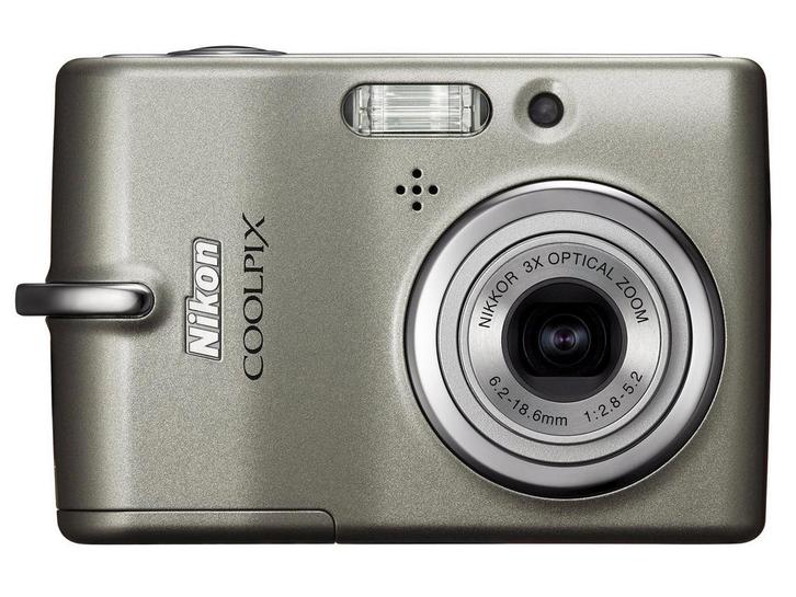 Nikon Coolpix L11 Digitale Compact Camera - Zilver, Audio, Tv en Foto, Fotocamera's Digitaal, Zo goed als nieuw, Verzenden