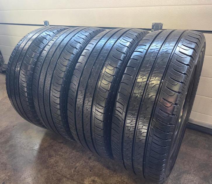 4x 215 60 R17C GOODYEAR*DEMO* €87,50 P.S GEMONTEERD EN AL, Auto-onderdelen, Banden en Velgen, 17 inch, Zomerbanden, 215 mm, Bestelwagen