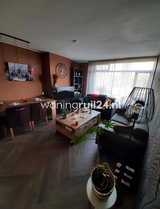 Woningruil - Het Kleine Loo 327 - 4 kamers en Den Haag, Huizen en Kamers, Woningruil, Den Haag