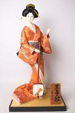 Bijin met Shamisen - Traditionele Japanse decoratieve pop -